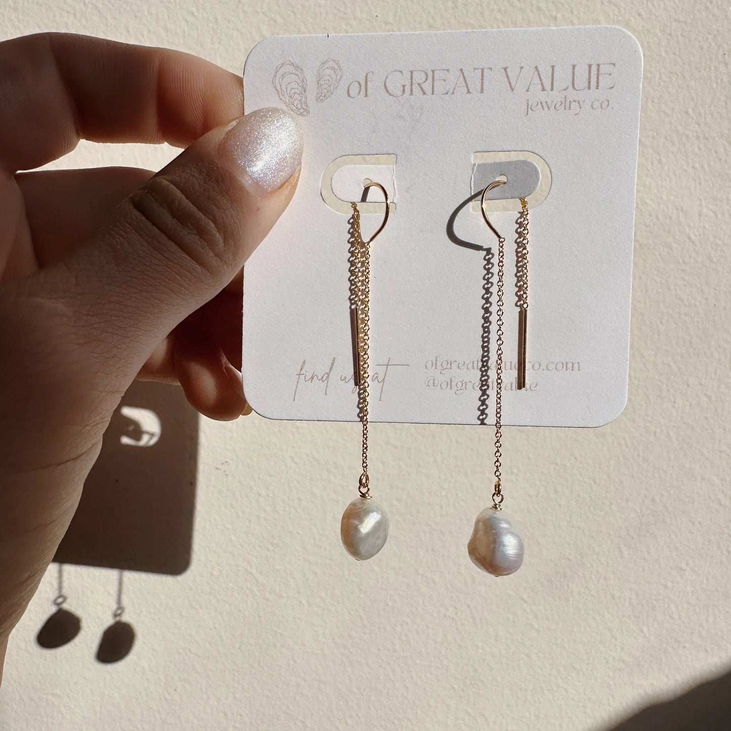 Of Great Value - Bubble Pearl Threader Earrings
